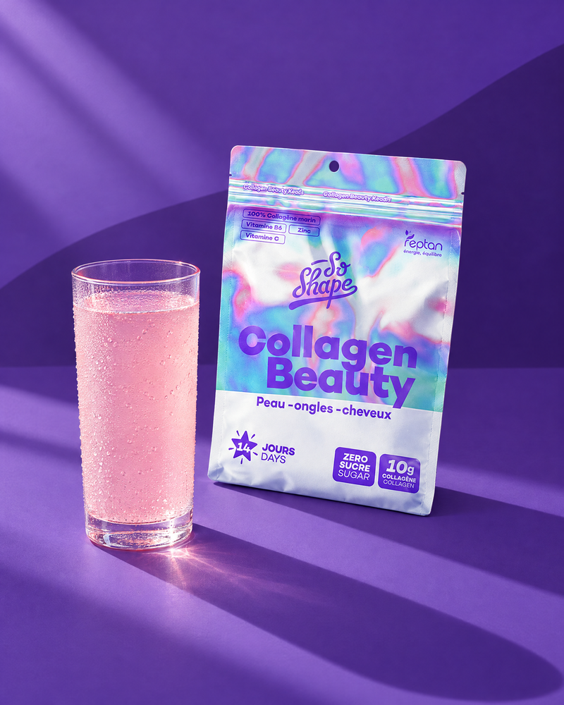 Un verre de boisson au collagène et le sachet Collagen Beauty